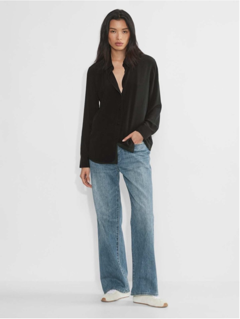 Aritzia Babaton 100% Silk Black Long-Sleeve V-Neck Silk-Blend Blouse Button Up